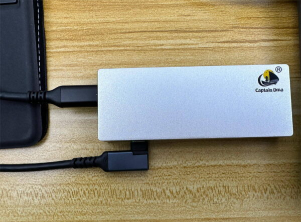 Captain 40Gbps M.2 NVMe Enclosure